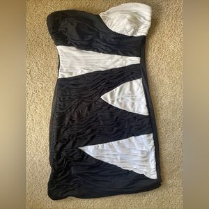 Love Tease Dress Womens Size 9 Black White Mini Strapless Party Ladies